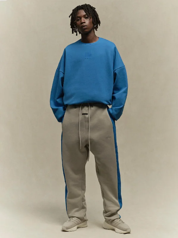 Weekend Deals That Sizzle Heavy Fleece Crewneck
