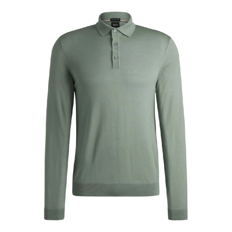Discount Mania Slim-fit sweater in merino wool with polo collar