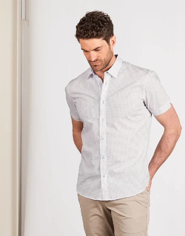 Weekend Savings Sensation Waihi White Geometric Short Sleeve Shirt