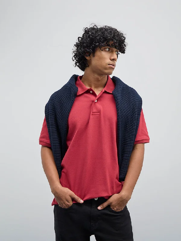 Weekend Discounts Worth Grabbing WES Casuals Red Solid Relaxed-Fit Cotton Blend Polo T-Shirt