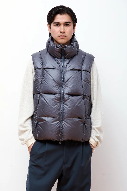 Weekend Shopping Extravaganza 3D Down Vest Lead Grey