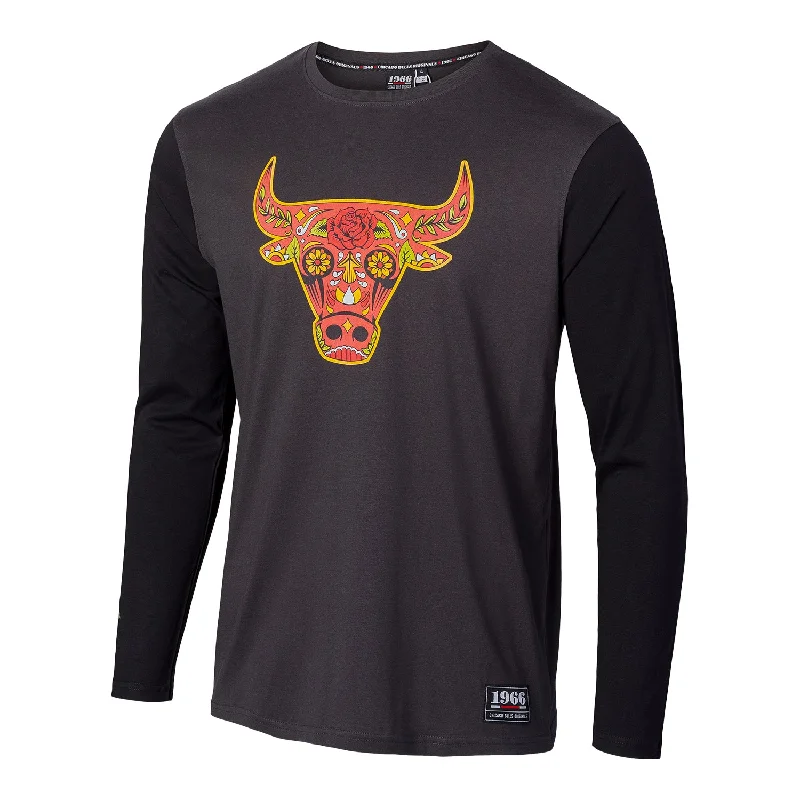 Weekend Specials to Celebrate Chicago Bulls 1966 'Los Bulls' Long Sleeve T-Shirt