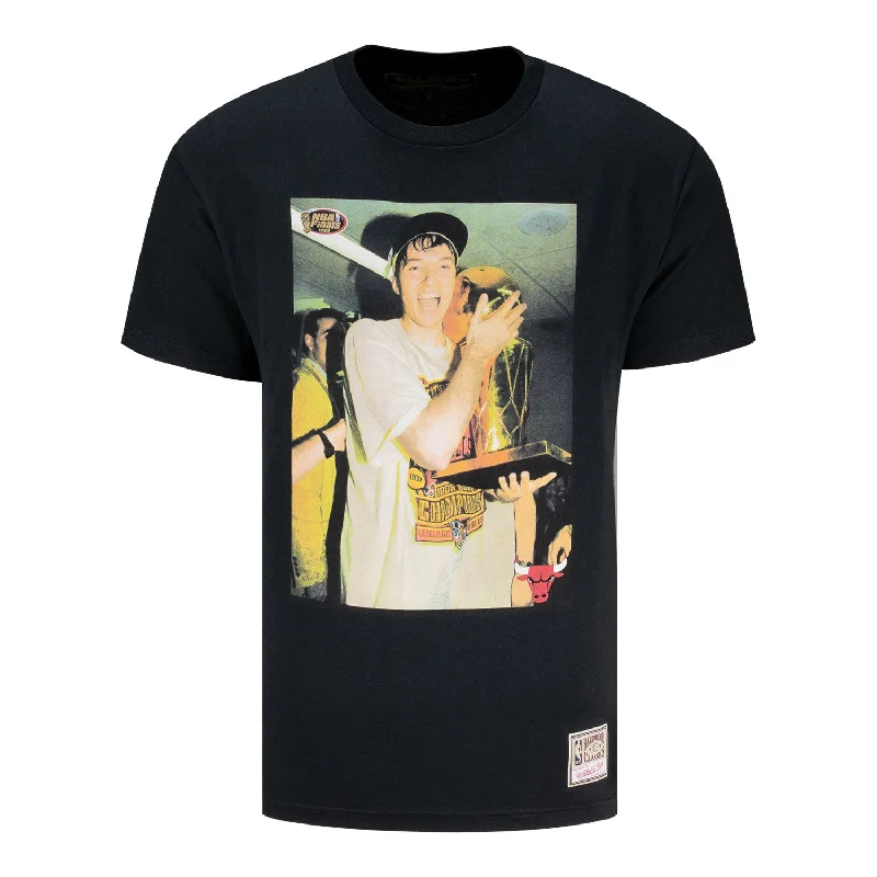 Weekend Savings Bonanza Chicago Bulls Mitchell & Ness Toni Kukoc T-Shirt