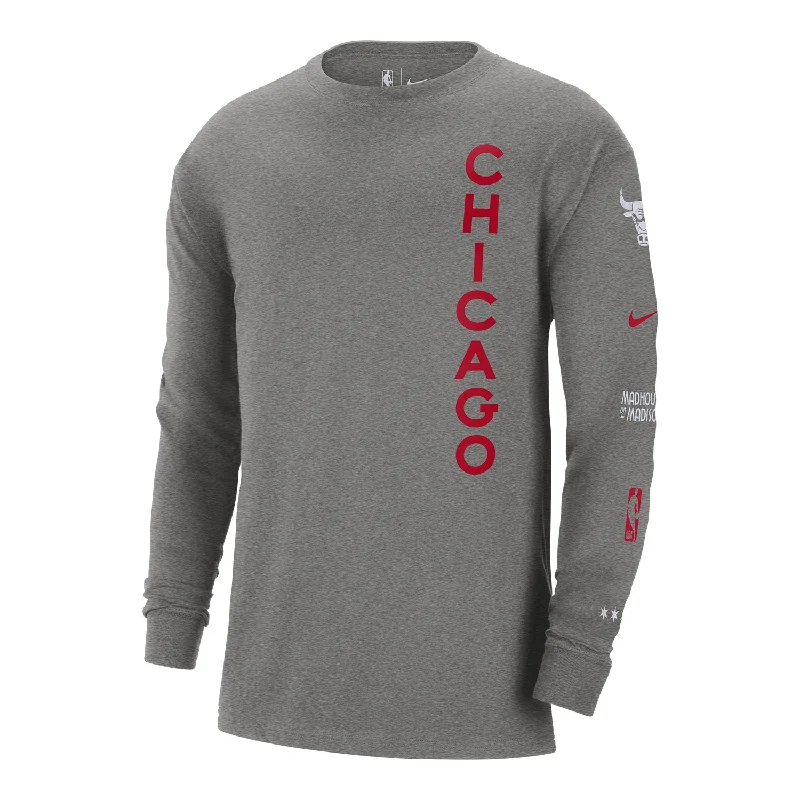 Weekend Bargains to Grab 2023-24 CHICAGO BULLS CITY EDITION MAX 90 LONG SLEEVE T-SHIRT
