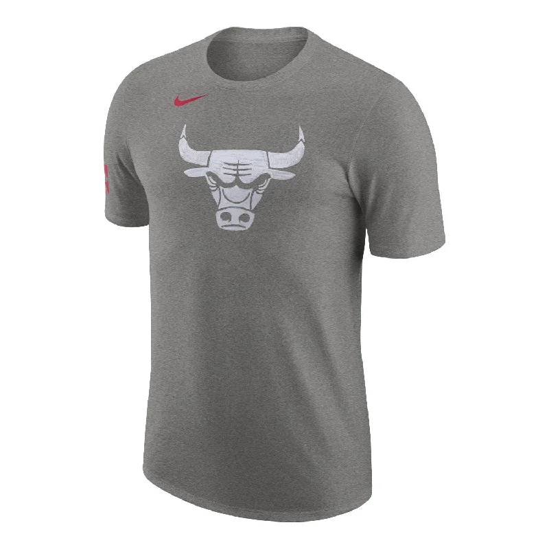 Weekend Specials to Enjoy 2023-24 CHICAGO BULLS CITY EDITION LOGO T-SHIRT