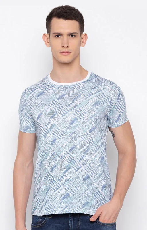 Weekend Offers That Impress Spykar White Cotton Slim Fit T-Shirt For Men