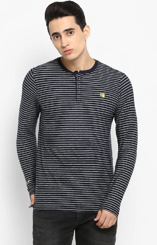 Flash Deal Spykar Blue Cotton Slim Fit T-Shirt For Men