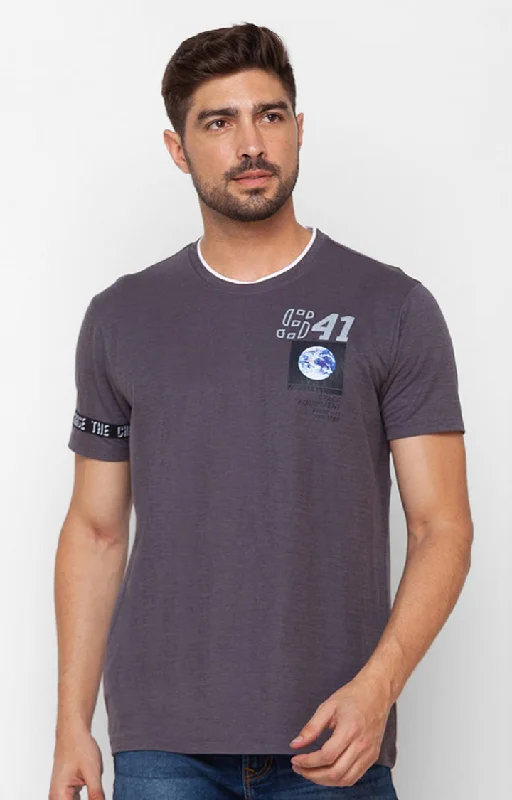 Weekend Savings Bonanza Spykar Charcoal Grey Cotton Half Sleeve Printed Casual T-Shirt For Men Weekend Savings Bonanza Spykar Charcoal Grey Cotton Half Sleeve Printed Casual T-Shirt For Men
