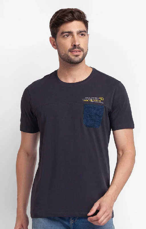 Weekend Extravaganza: Shop Now Spykar Slate Grey Cotton Half Sleeve Plain Casual T-Shirt For Men